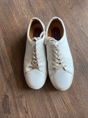 Vince Camuto White Leather Low-Top Sneakers